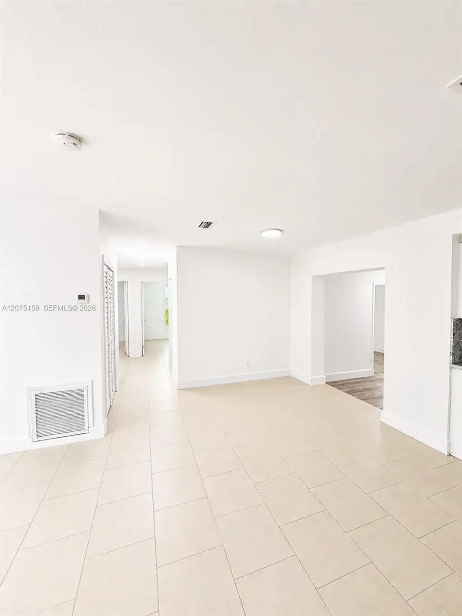 20600 SW 118th Pl, Miami FL 33177 photo 3