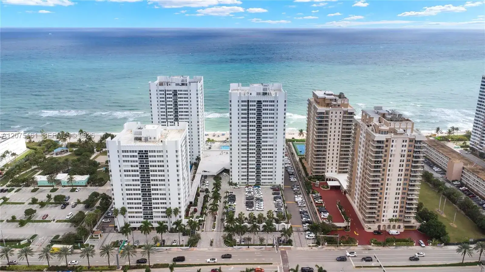 1880 S Ocean Dr, Hallandale Beach FL 33009 photo 4