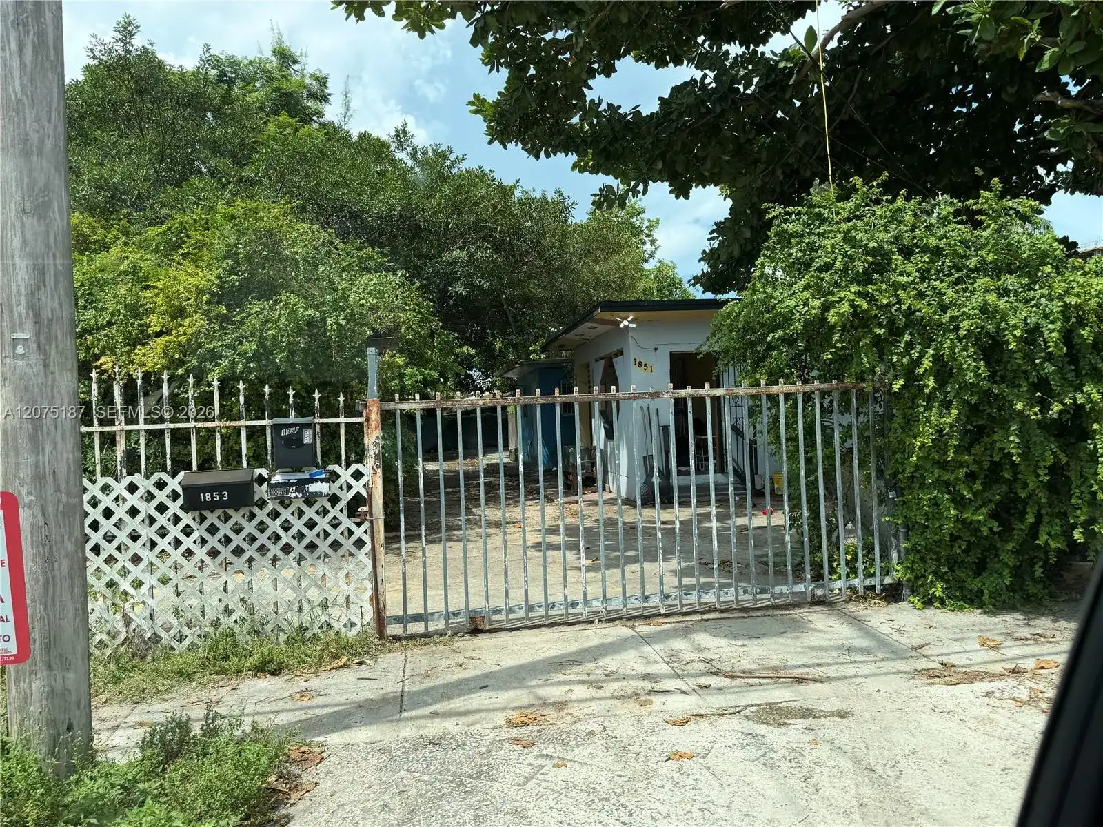 1851 NW 34th St, Miami FL 33142 photo 3