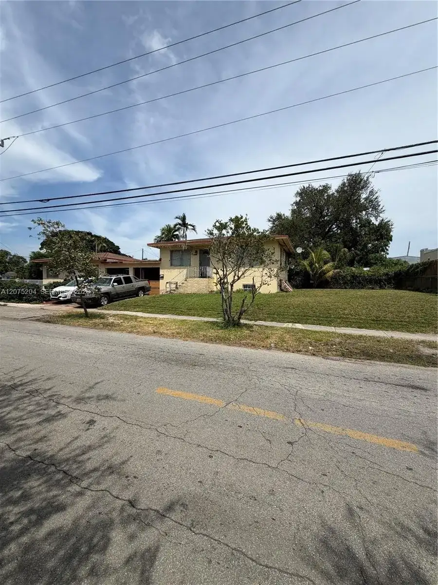 3231 NW 19th Ave, Miami FL 33142 photo 3