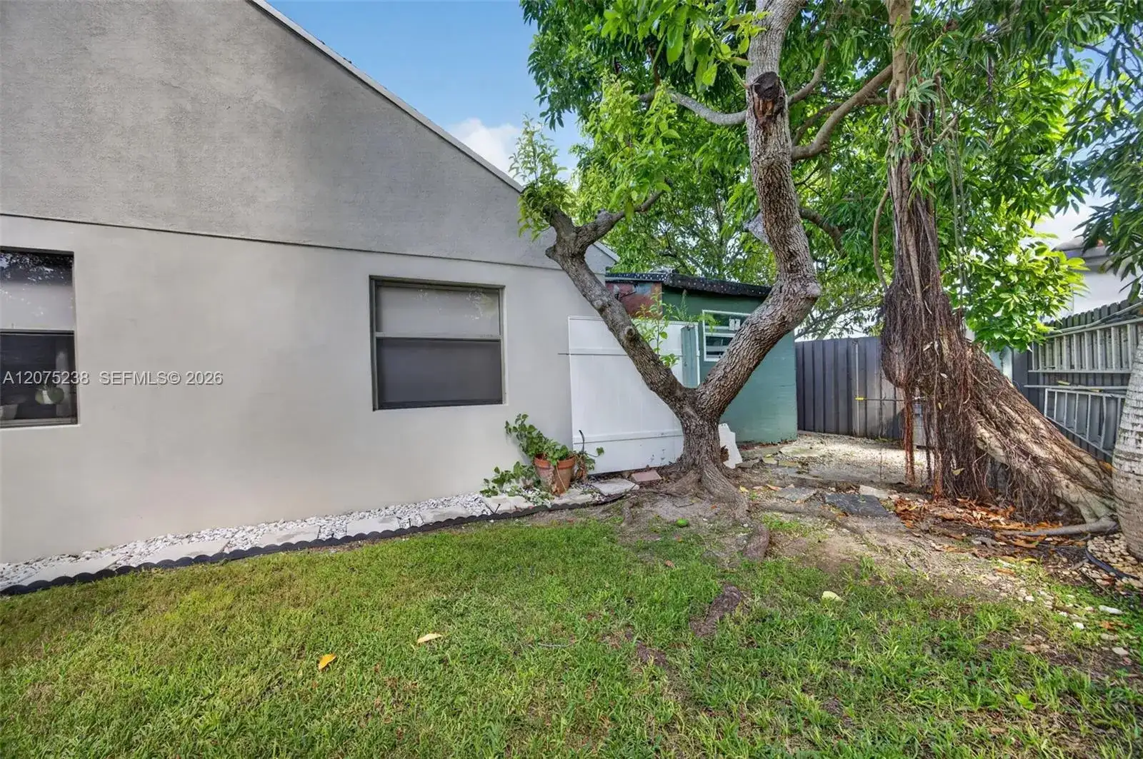 15401 SW 144th Ave, Miami FL 33177 photo 4