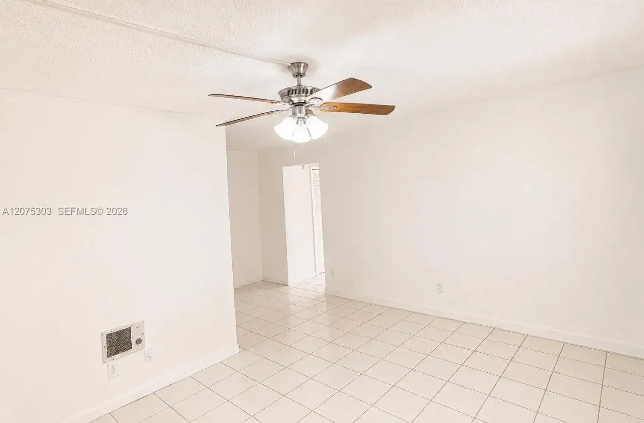 2799 E 4th Ave # 7, Hialeah FL 33013 photo 2