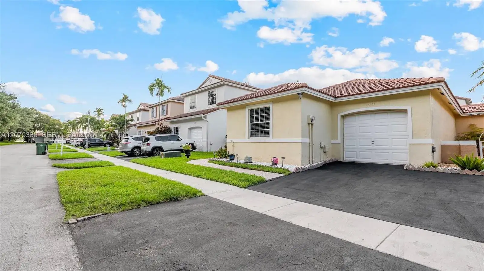 17251 NW 6th St, Pembroke Pines FL 33029 photo 3