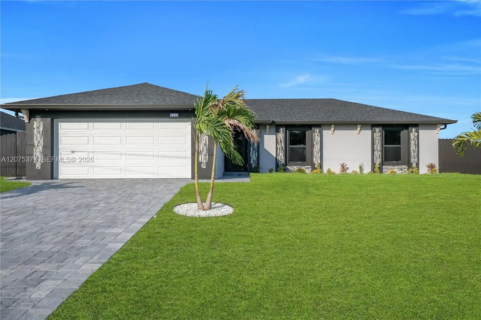 1111 NE 19th ave, Cape Coral FL 33909 photo 2