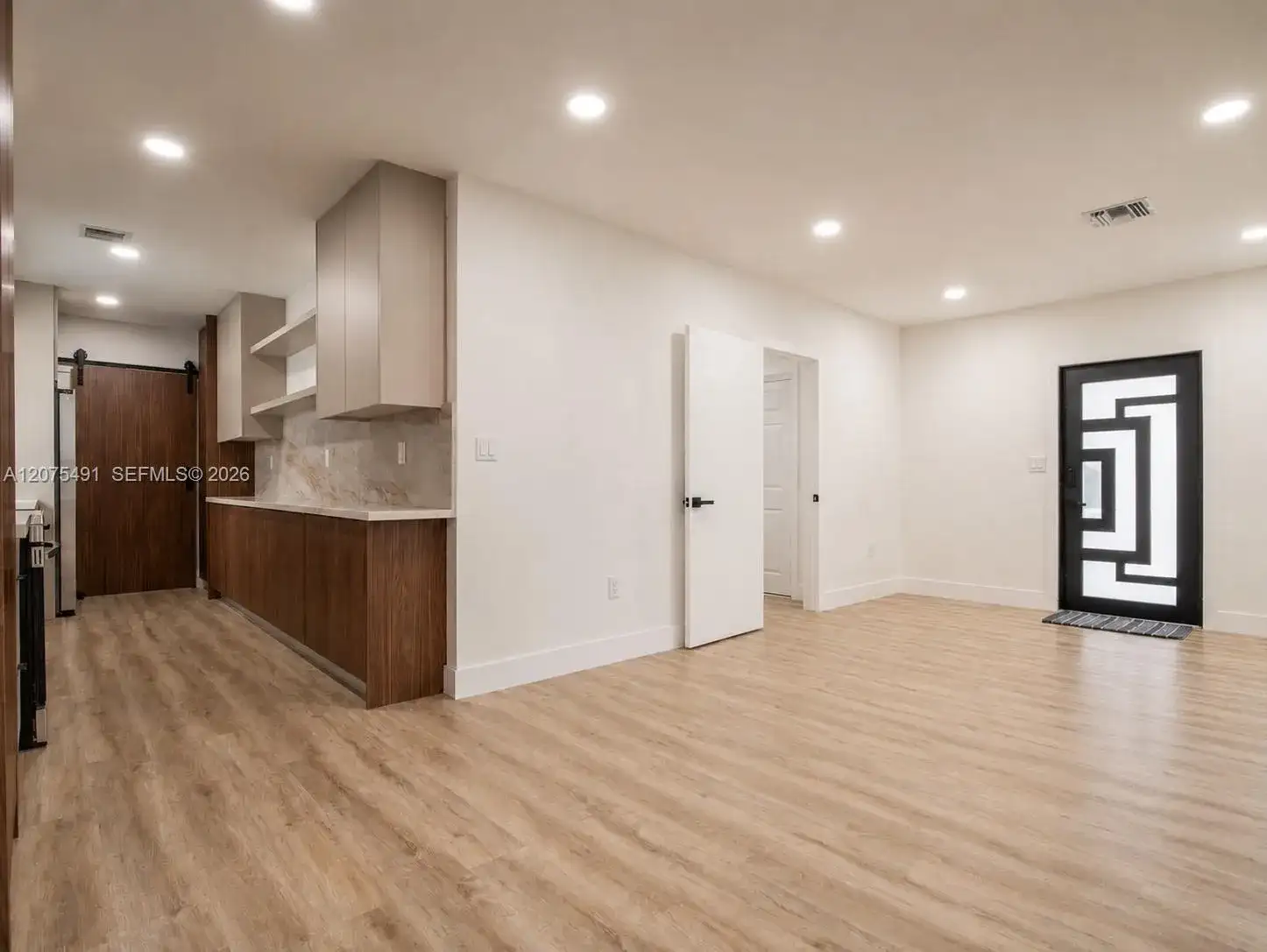 4212 SW 98th Ave, Miami FL 33165 photo 5