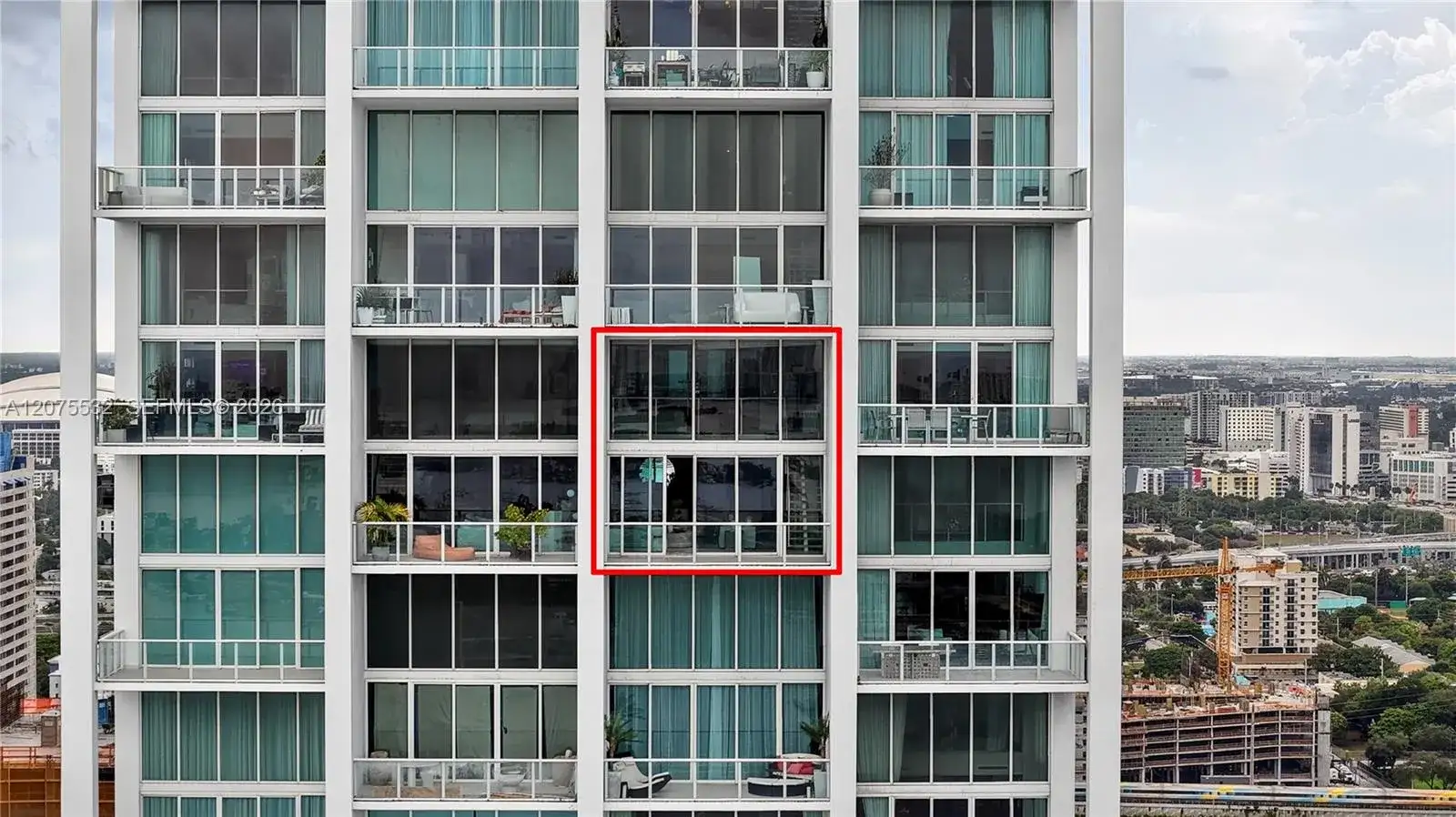1040 Biscayne Blvd # 3403, Miami FL 33132 photo 2