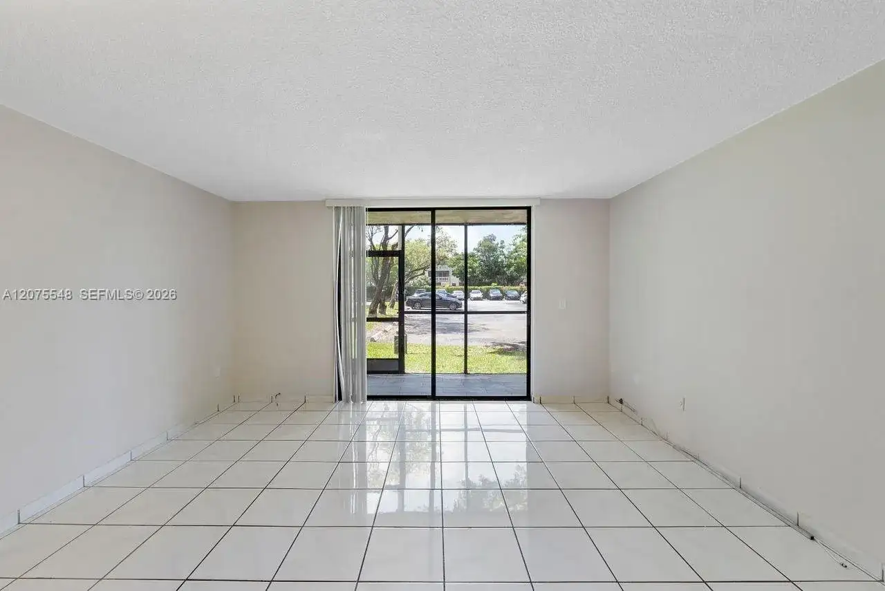8420 SW 133rd Ave Rd # 105, Miami FL 33183 photo 2