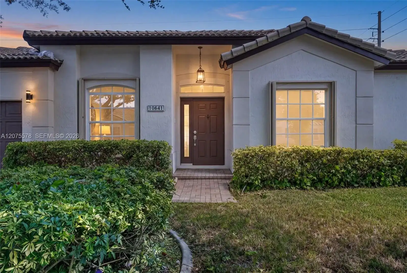 10641 SW 20th Ct, Miramar FL 33025 photo 2