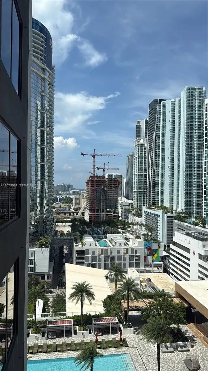 159 NE 6th St # 1920, Miami FL 33132 photo 2