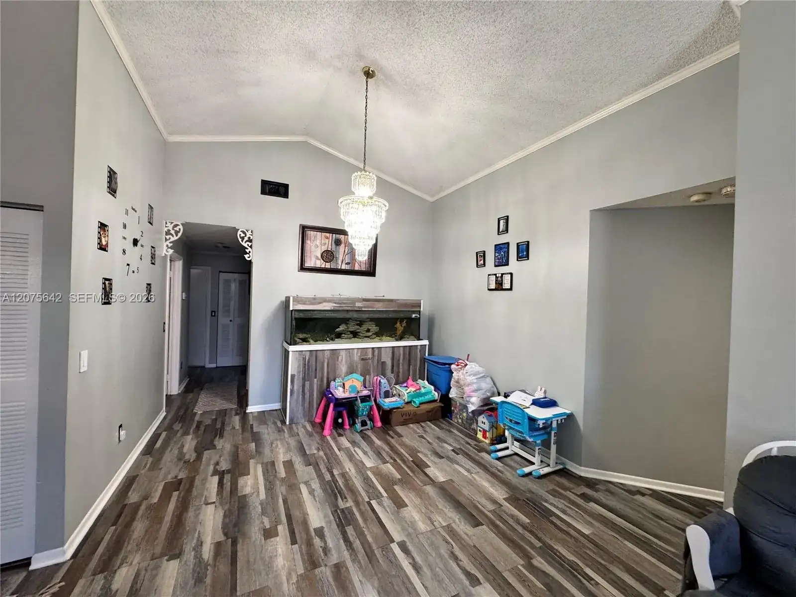 840 W Palm Run Dr, North Lauderdale FL 33068 photo 4