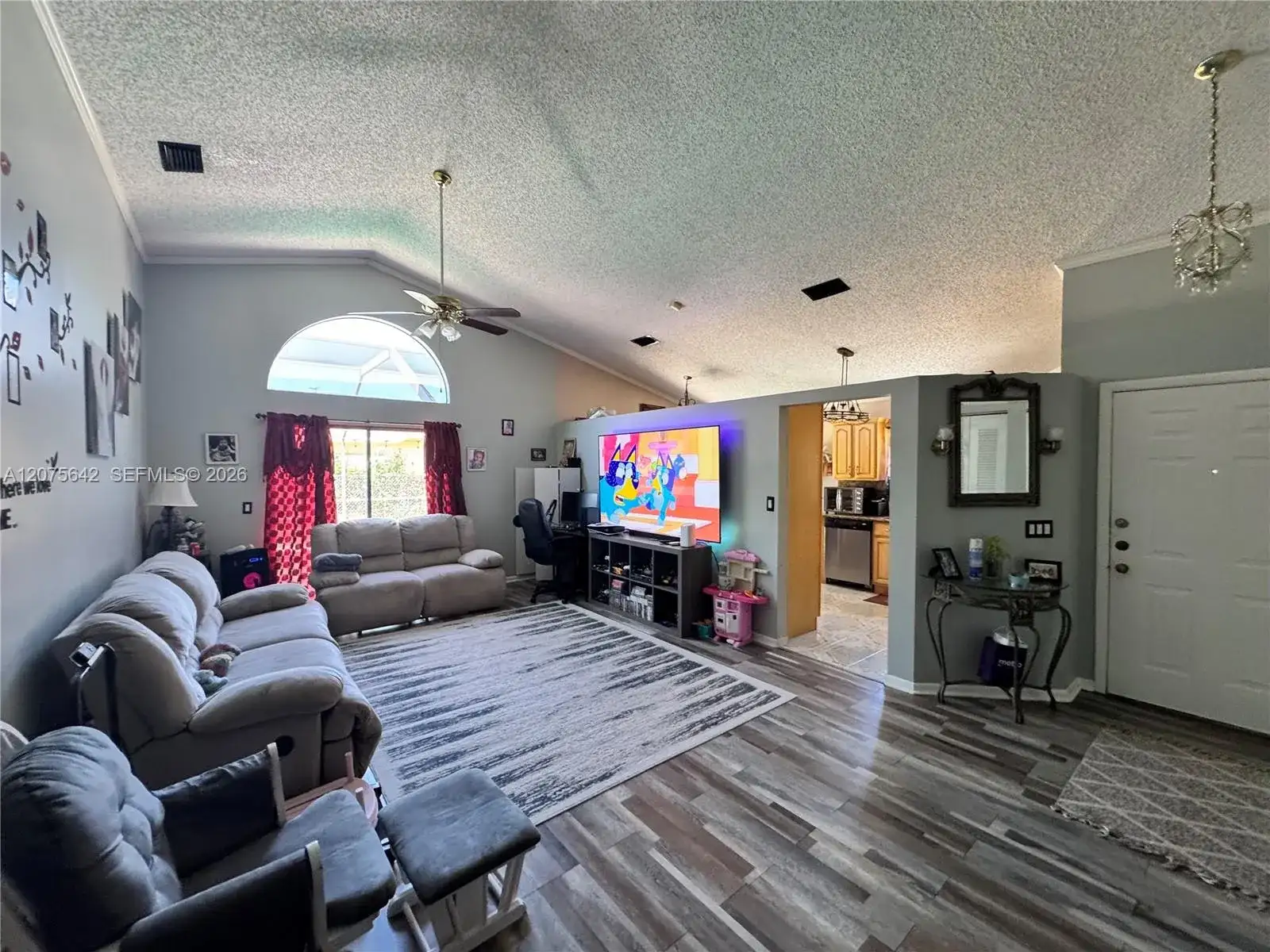 840 W Palm Run Dr, North Lauderdale FL 33068 photo 5