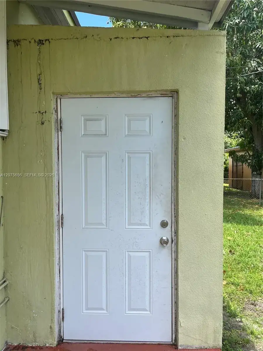 1851 NW 51st Ter, Miami FL 33142 photo 4