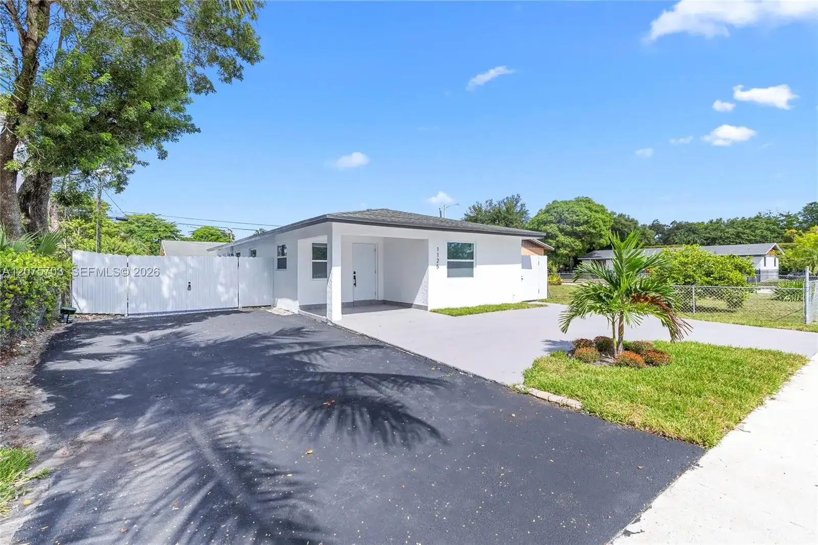 1125 NW 27th Ave, Fort Lauderdale FL 33311 photo 3