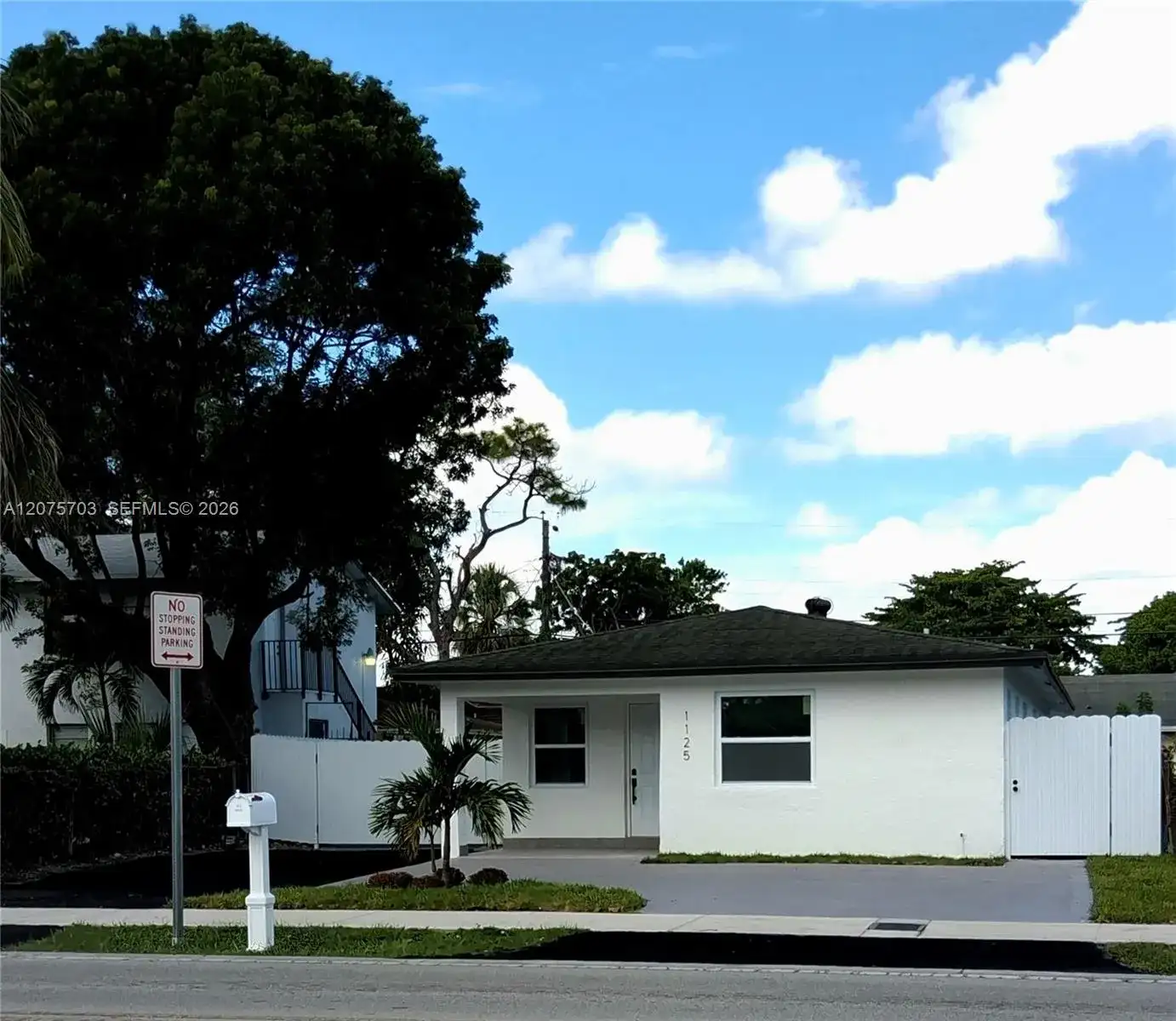 1125 NW 27th Ave, Fort Lauderdale FL 33311 photo 4