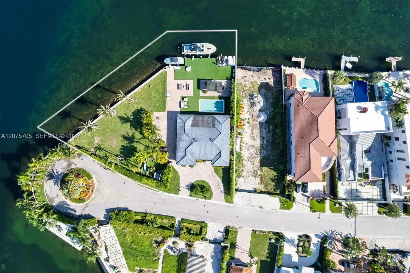 333 Atlantic Ave, Sunny Isles Beach FL 33160 photo 3