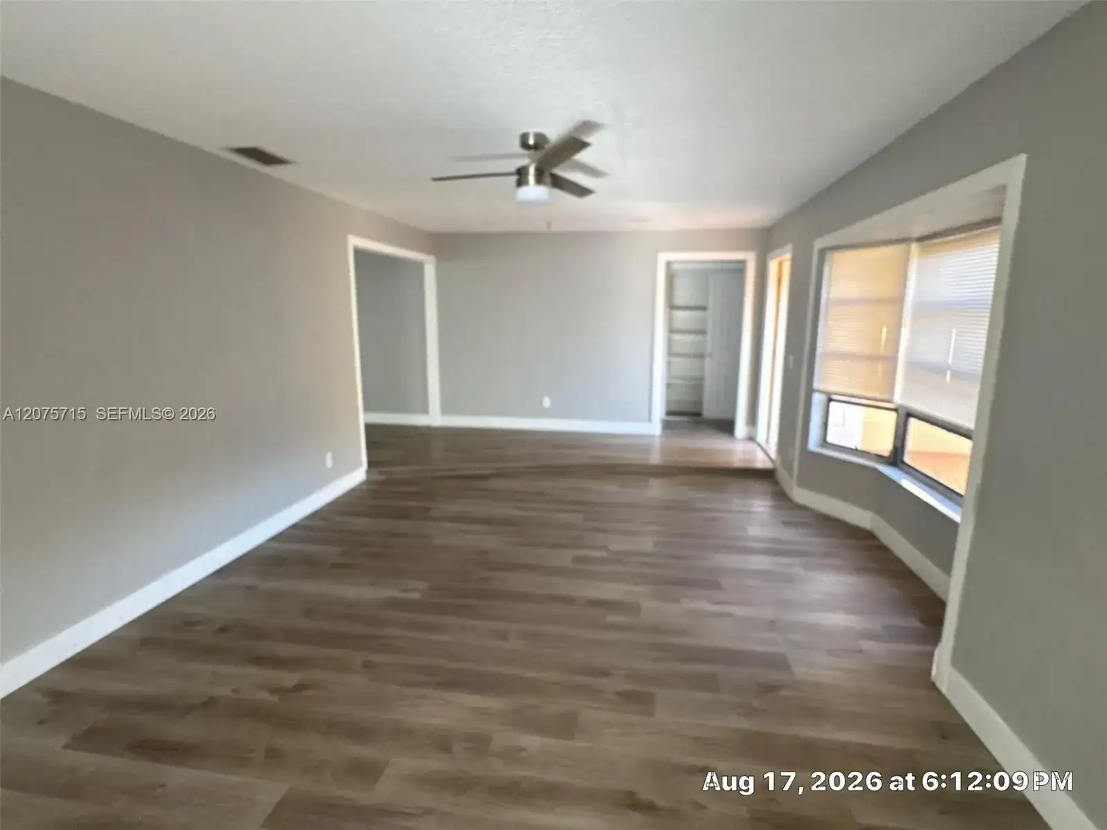 9401 NW 20th St, Pembroke Pines FL 33024 photo 2