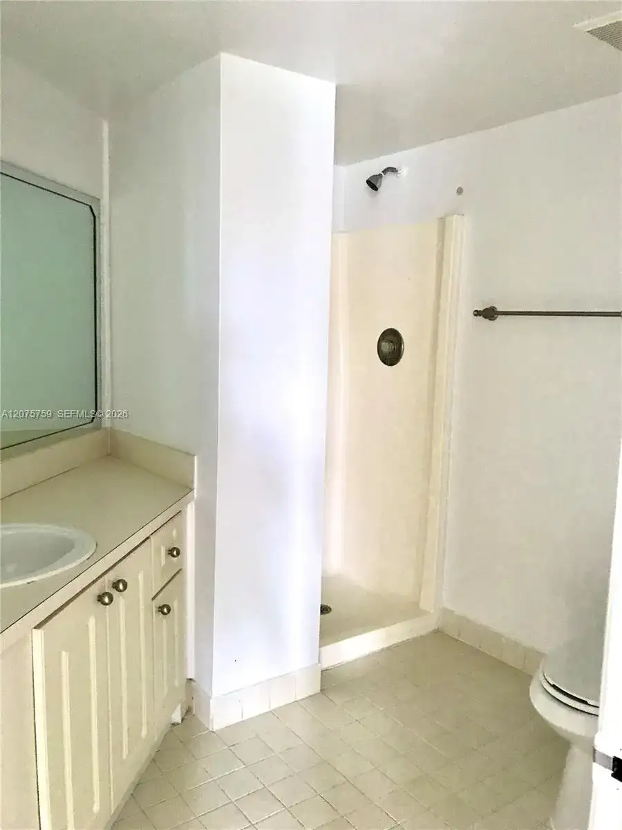 6955 NW 186th St # F310, Hialeah FL 33015 photo 5
