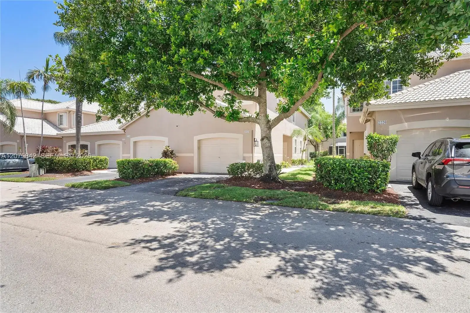 2224 Salerno Cir, Weston FL 33327 photo 2