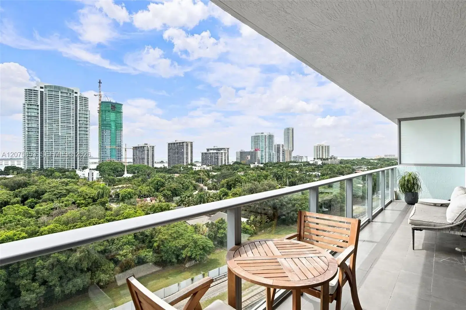 1600 SW 1st Ave # 1103, Miami FL 33129 photo 2