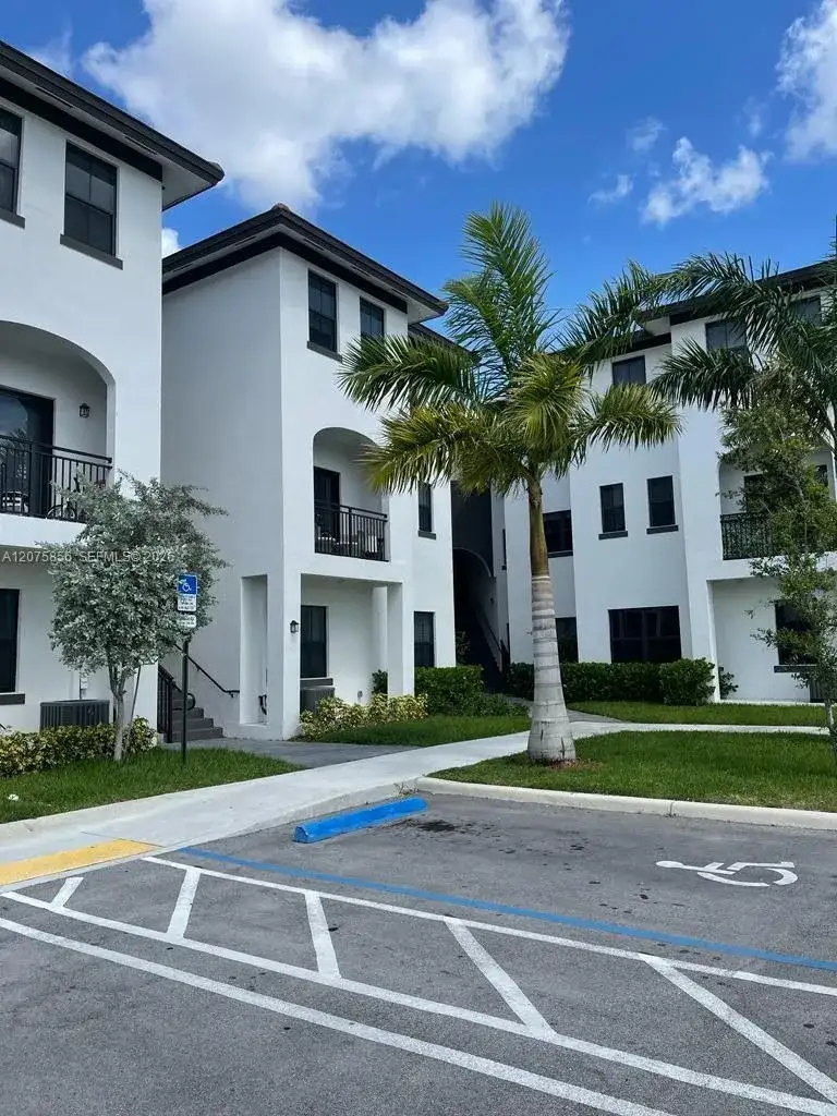 15520 SW 136th St # 210, Miami FL 33196 photo 2