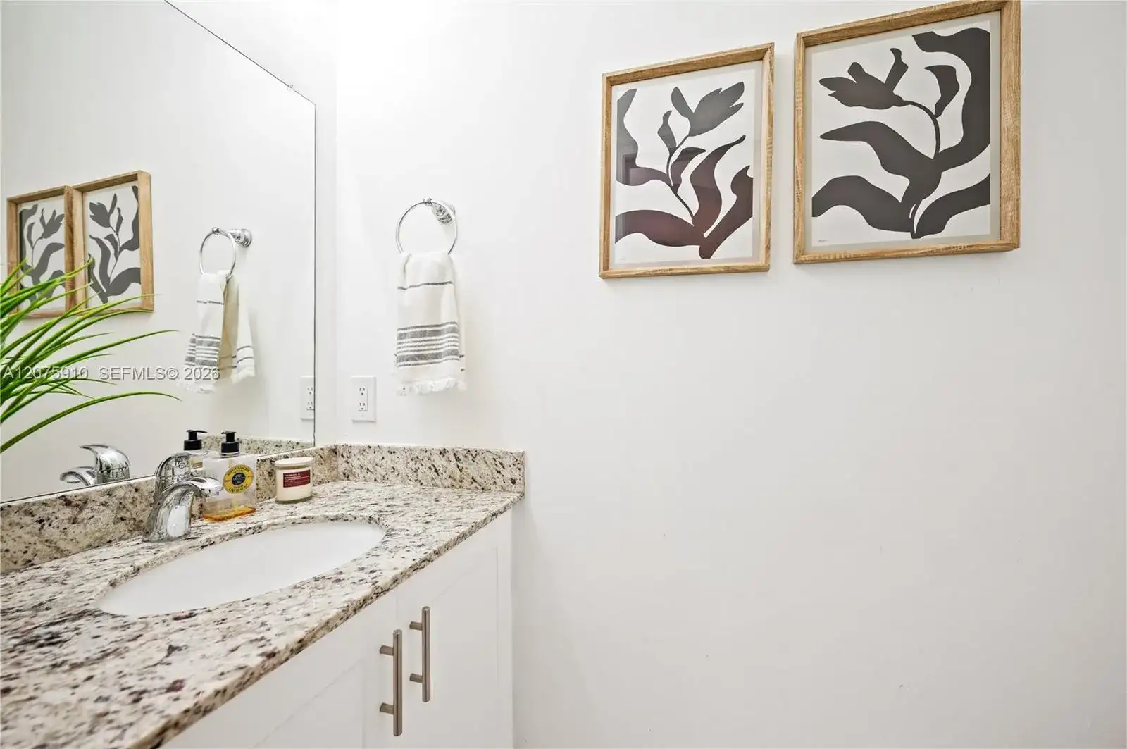 445 Conservation Dr, Weston FL 33327 photo 5