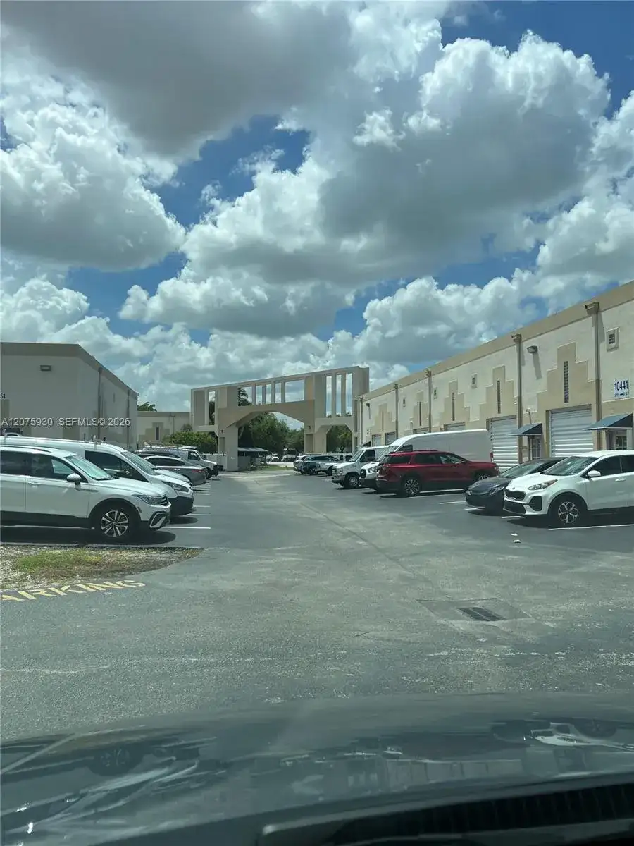 10431 NW 28th St # 104, Doral FL 33172 photo 3