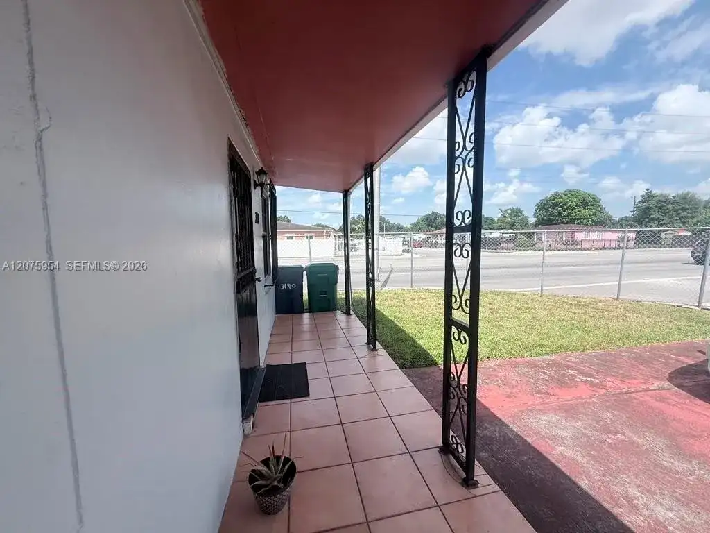 3190 NW 97th St, Miami FL 33147 photo 4