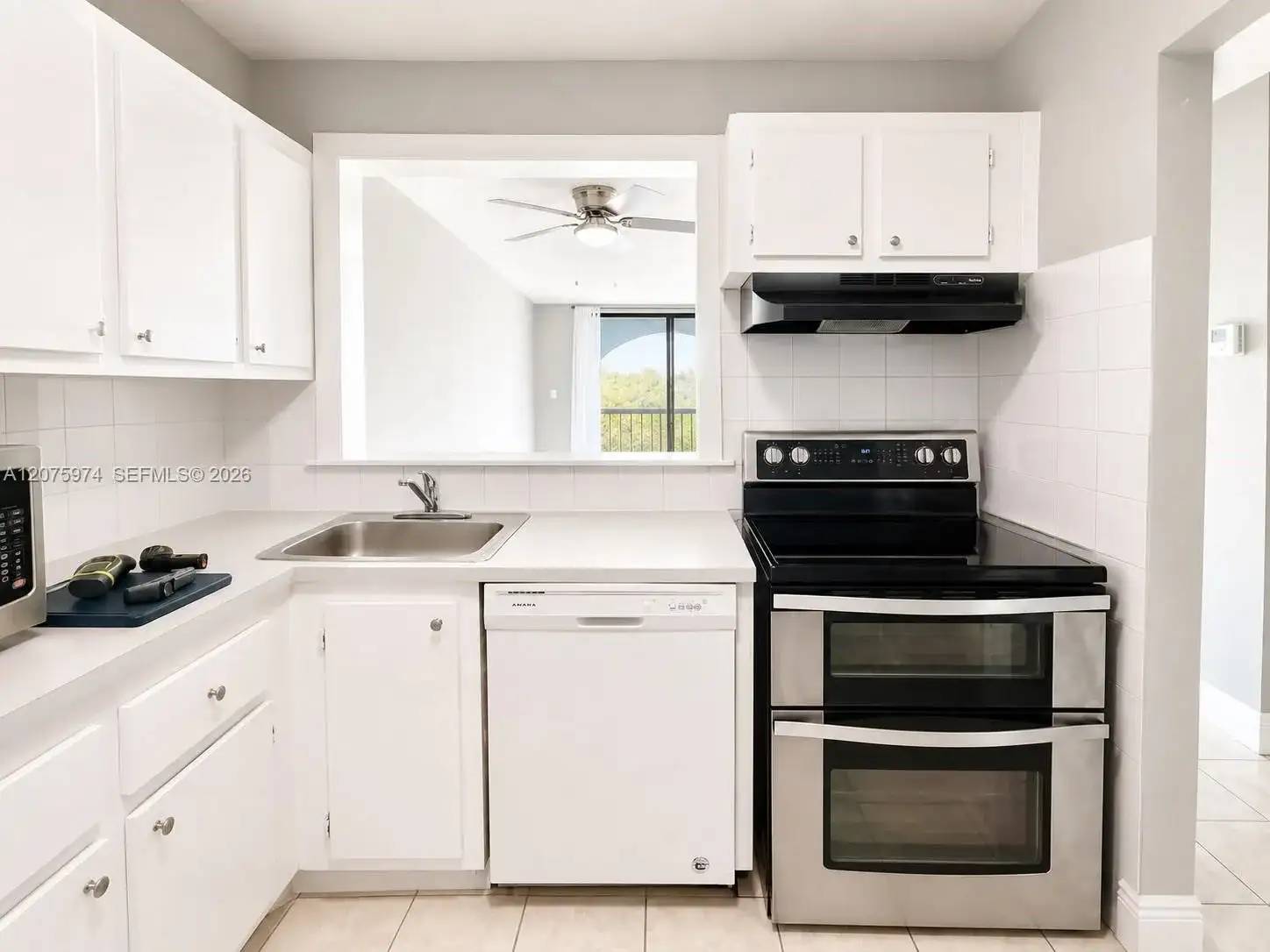 9440 Fontainebleau Blvd # 515, Miami FL 33172 photo 4