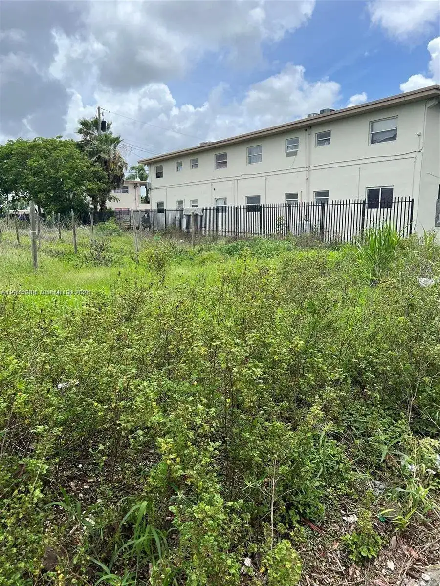 4 st SW 187 ave, Homestead FL 33030 photo 2