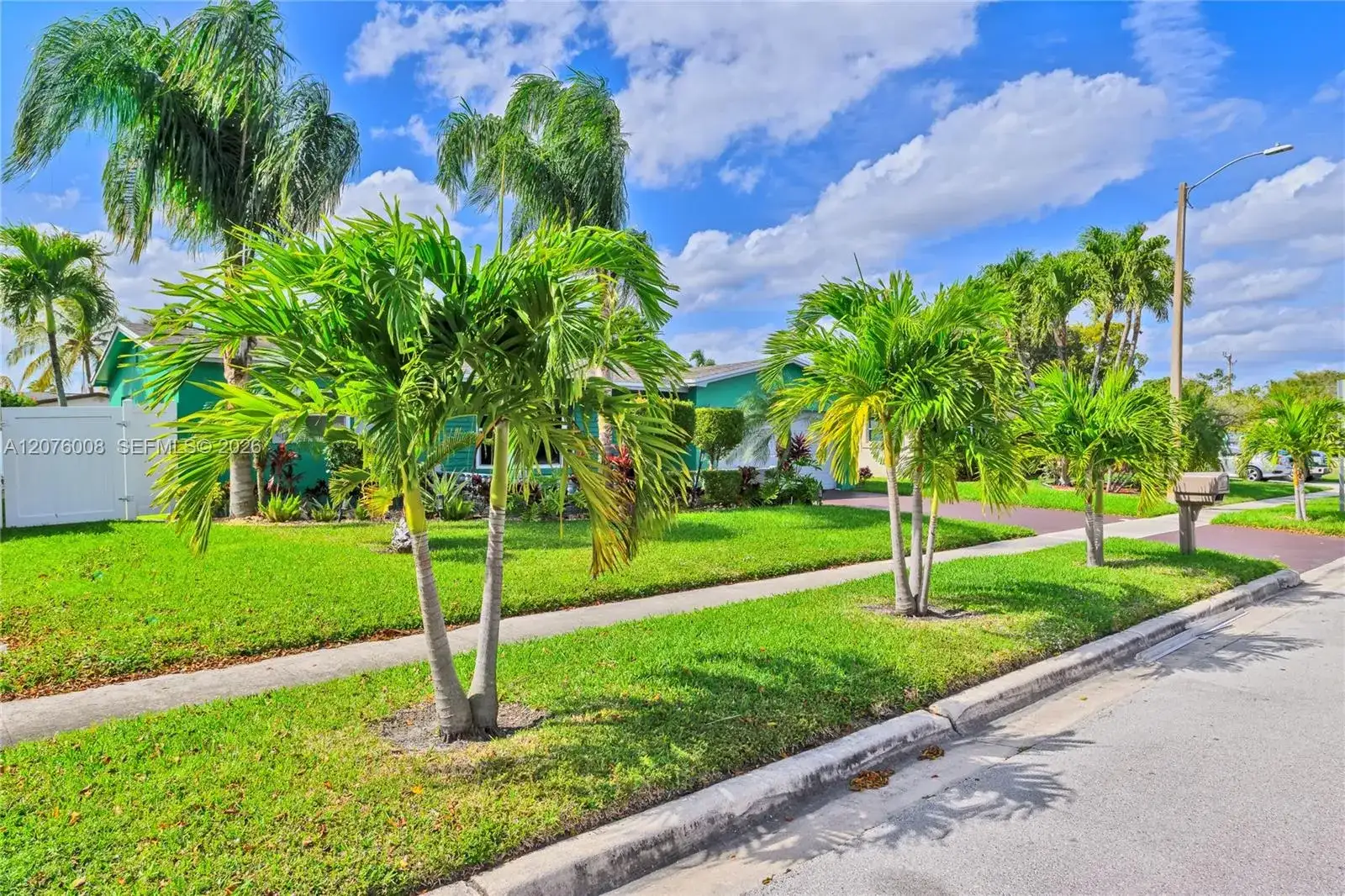 257 NW 79th Ave, Margate FL 33063 photo 2