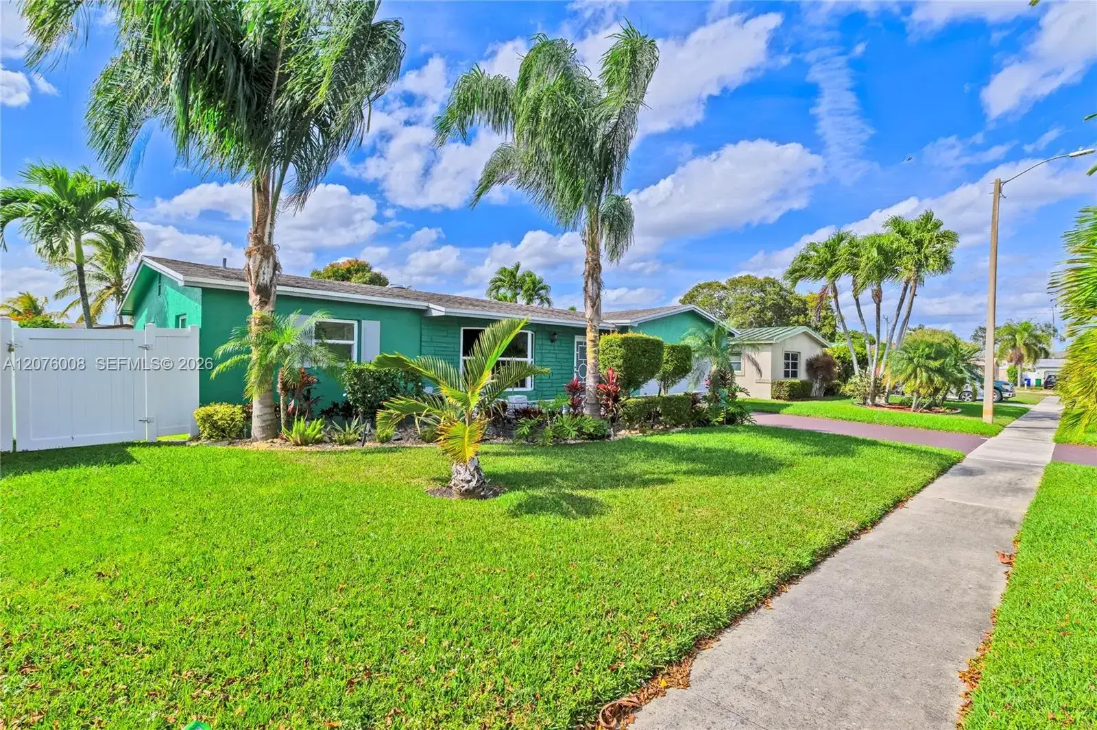 257 NW 79th Ave, Margate FL 33063 photo 3
