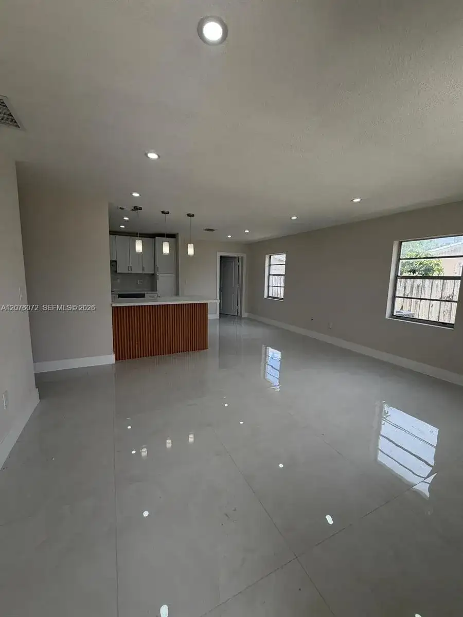 15400 SW 305th St, Homestead FL 33033 photo 2