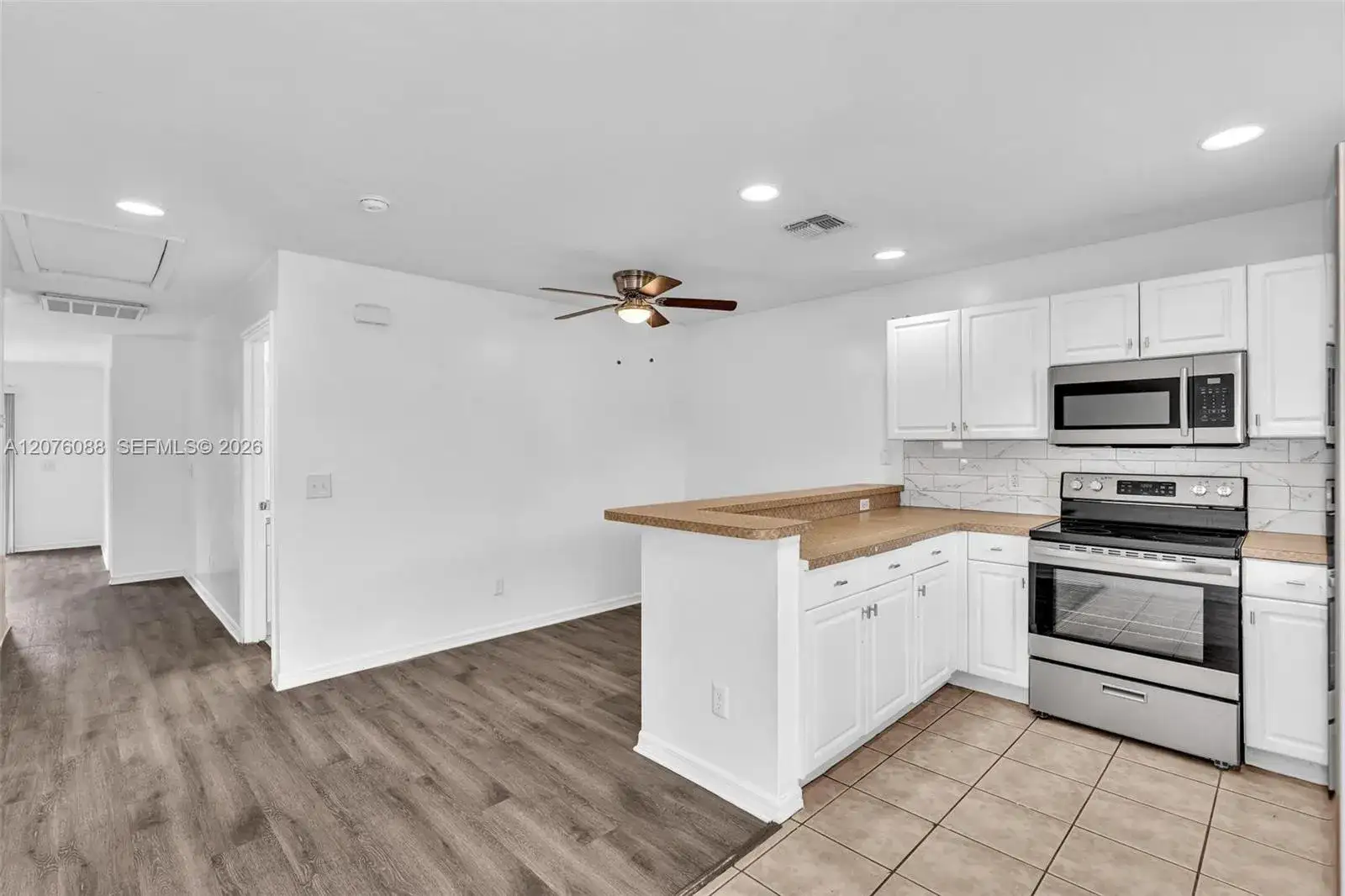 5325 30 ST SW # 5325, Lehigh Acres FL 33973 photo 4