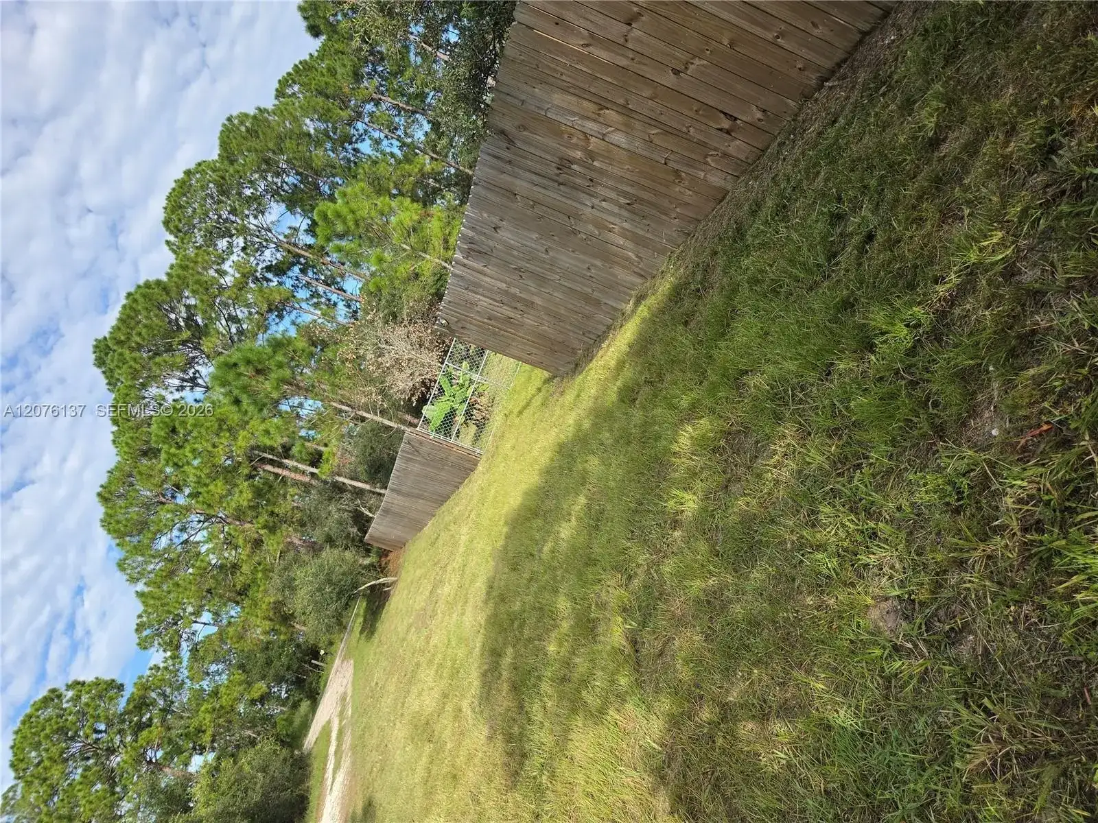 345 Rolling Hills Dr, Lake Placid FL 33852 photo 2