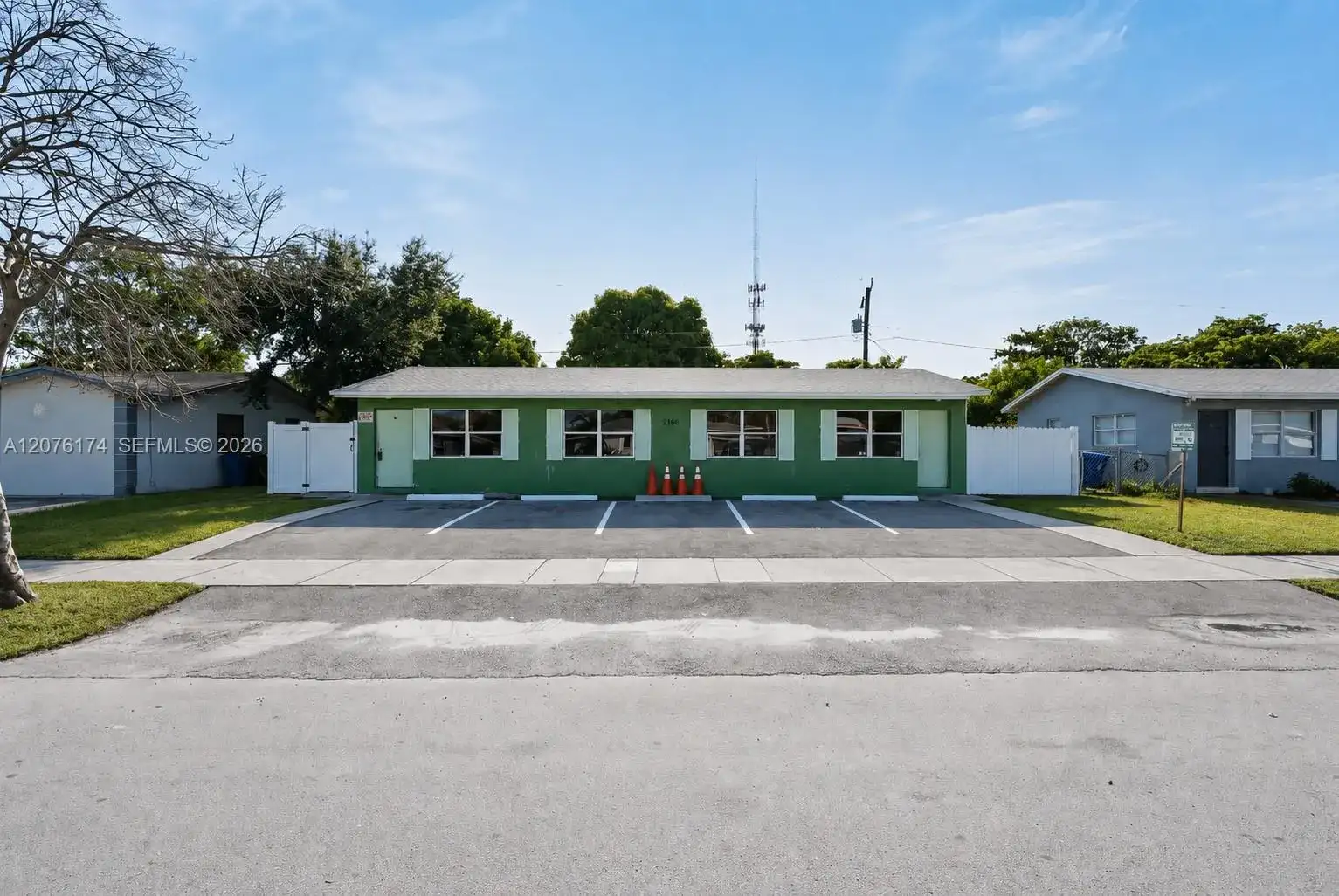 2140 NW 21st Ter, Fort Lauderdale FL 33311 photo 2