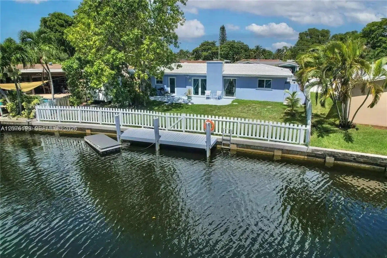 1980 NW 33rd Ct, Oakland Park FL 33309 photo 2