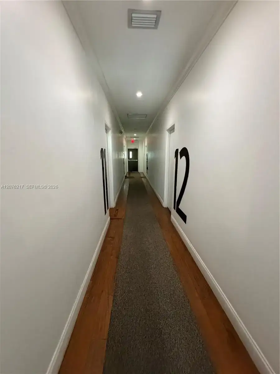 526 15th St # 12, Miami Beach FL 33139 photo 3