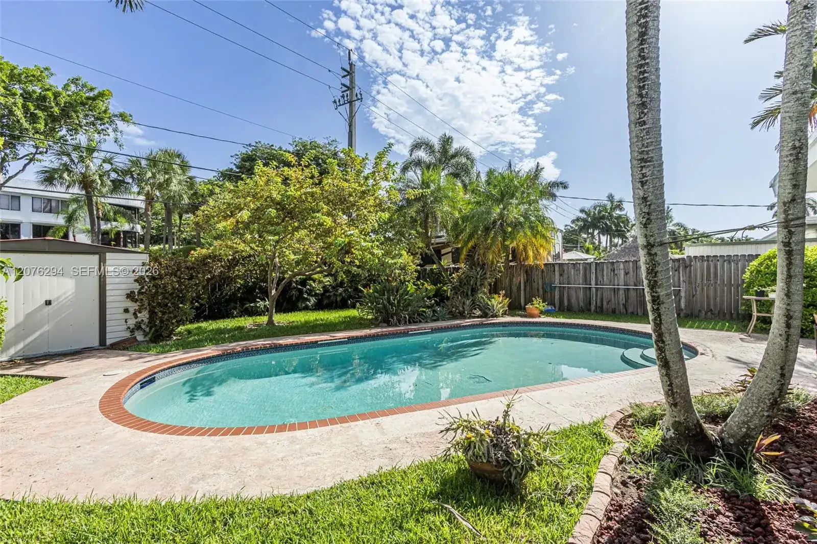 1523 Liberty St, Hollywood FL 33020 photo 2