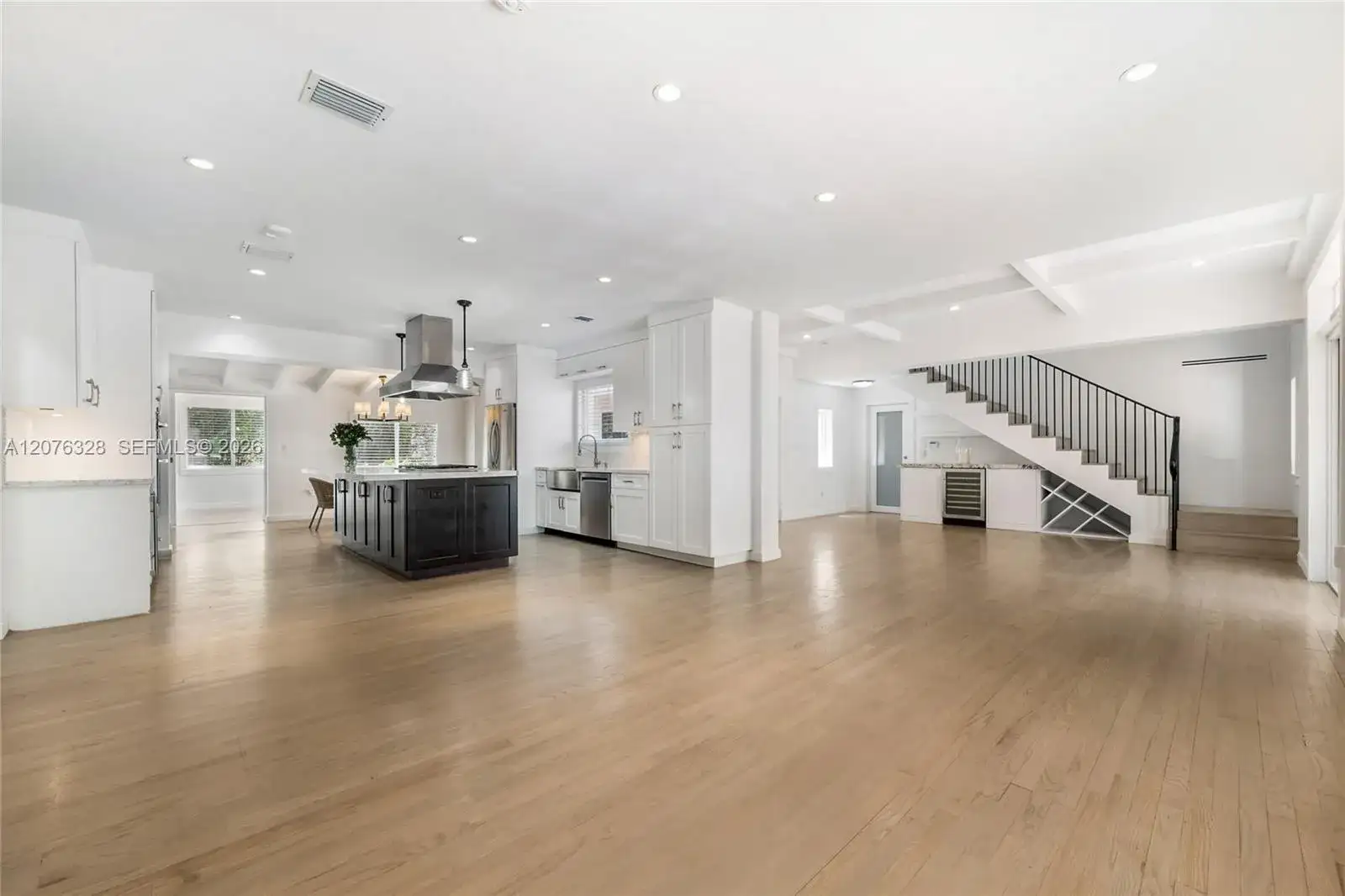 100 Sarto Ave, Coral Gables FL 33134 photo 4