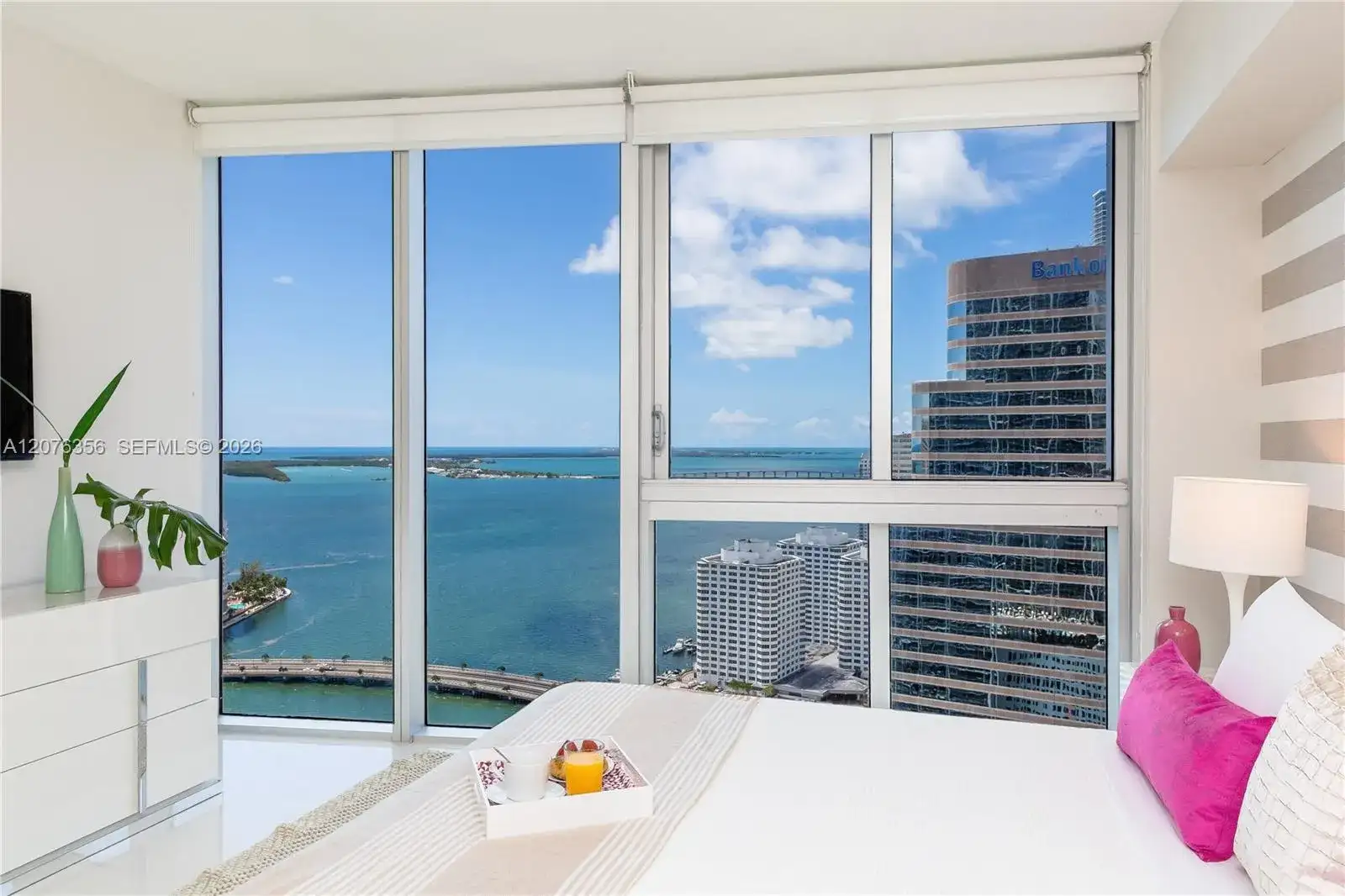 485 Brickell Ave # 3410, Miami FL 33131 photo 5