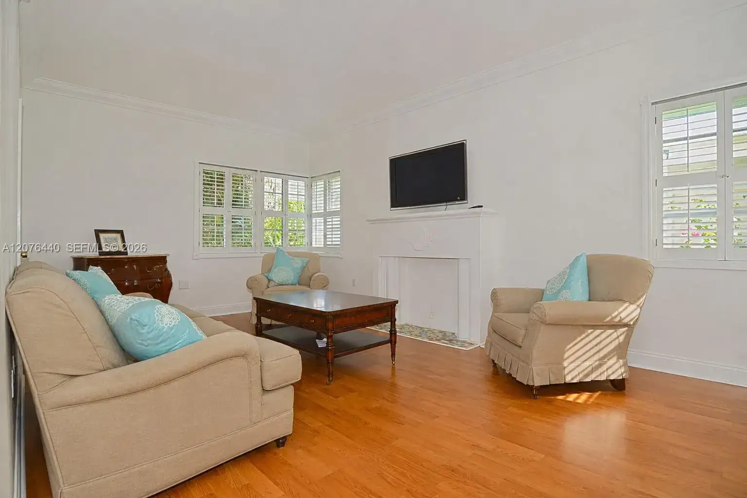 1341 Meridian Ave # 206, Miami Beach FL 33139 photo 2