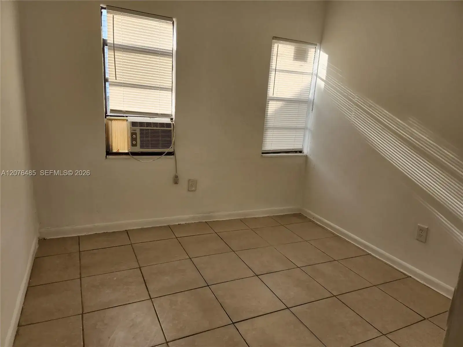 2129 NW 44th St # 2129, Miami FL 33142 photo 2