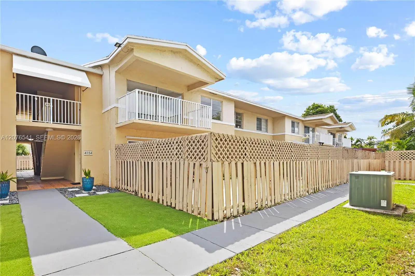 4154 NW 79th Ave # 2A, Doral FL 33166 photo 2