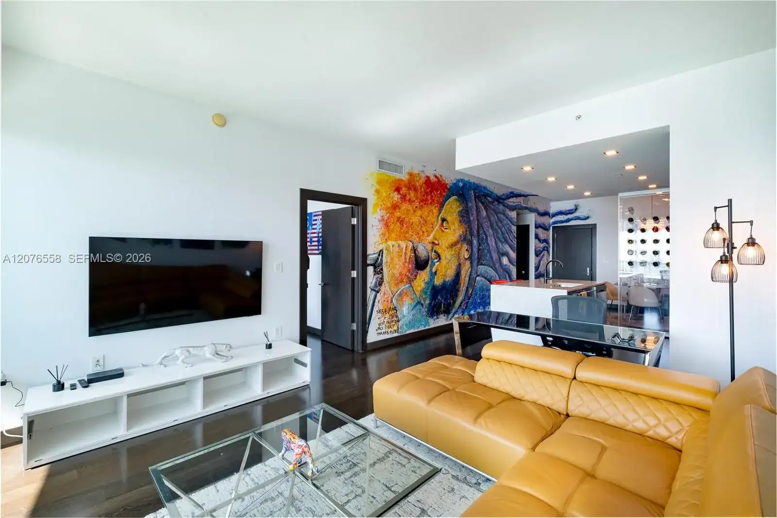 900 Biscayne Blvd # 4403, Miami FL 33132 photo 4
