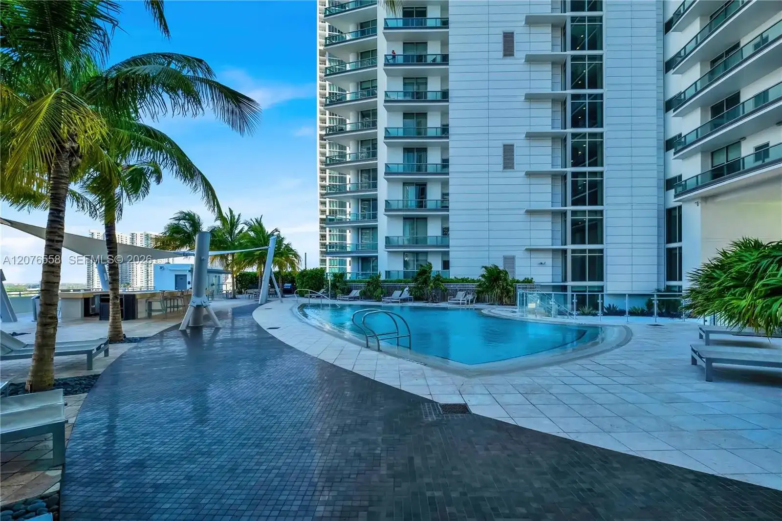 900 Biscayne Blvd # 4403, Miami FL 33132 photo 5