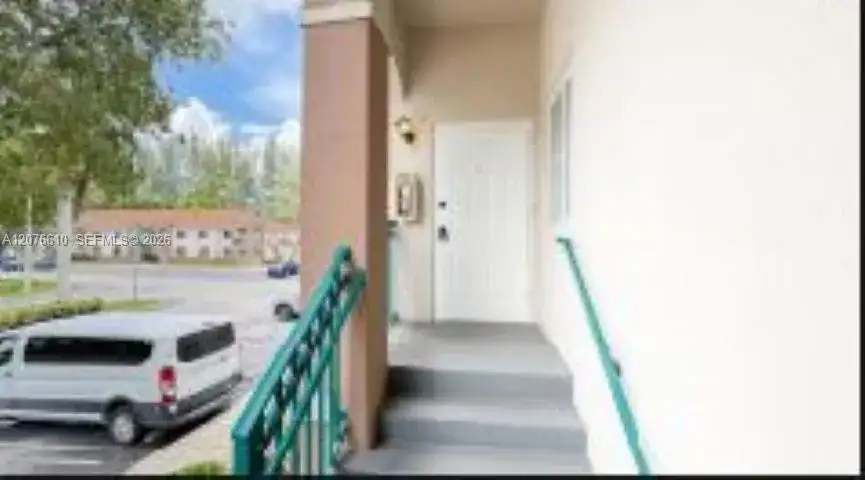 2930 SE 13th Ave # 204, Homestead FL 33035 photo 4