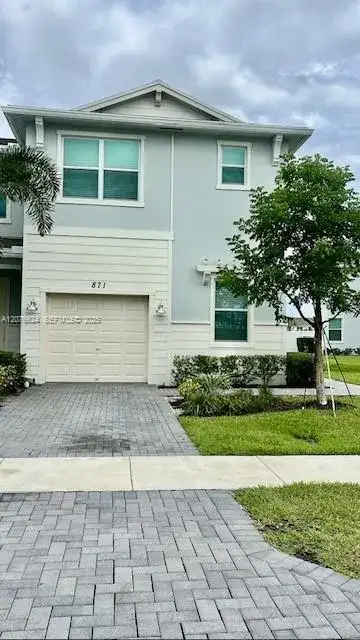 871 SE Grovebush Ln, Port St. Lucie FL 34984 photo 2