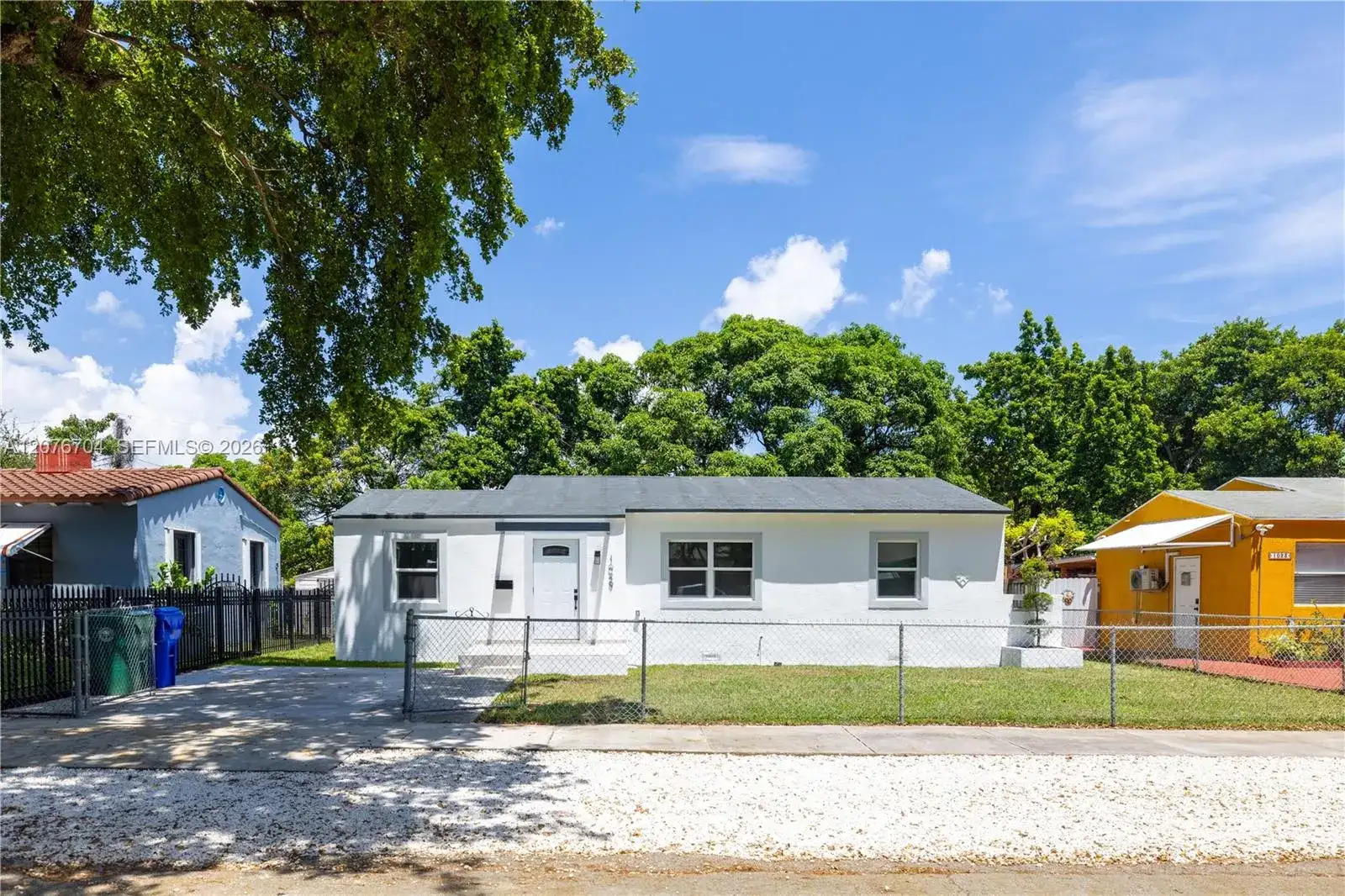 1029 NW 42nd St, Miami FL 33127 photo 2
