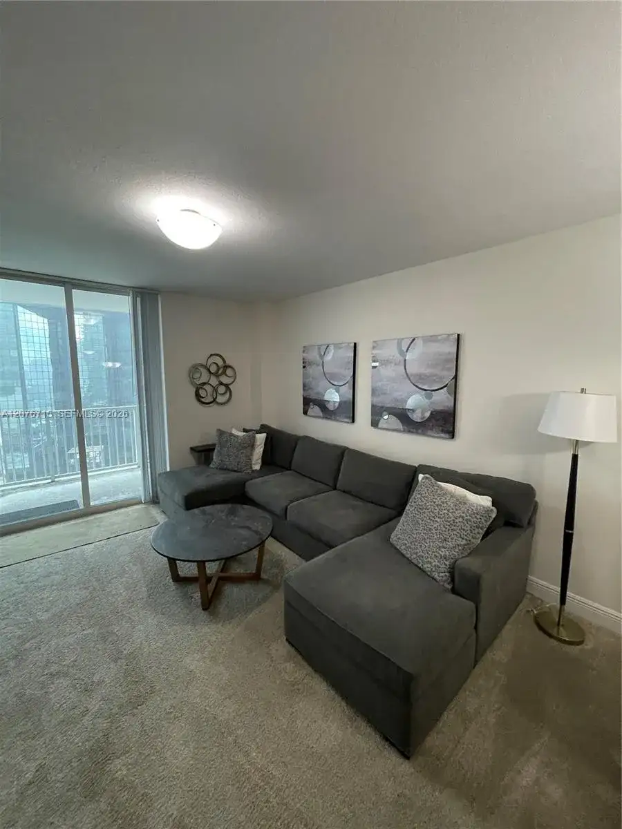 1250 S Miami Ave # 1410, Miami FL 33130 photo 2