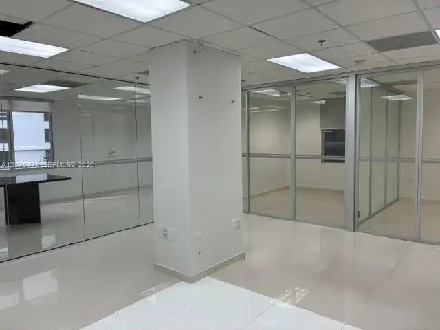 1000 Brickell Ave # 7A, Miami FL 33131 photo 3